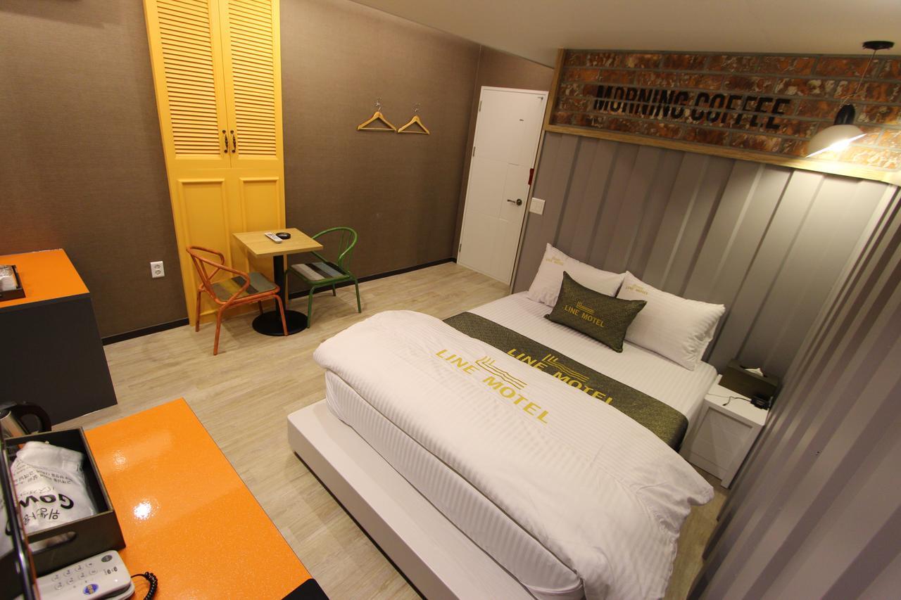 Line Motel Тегу Екстер'єр фото